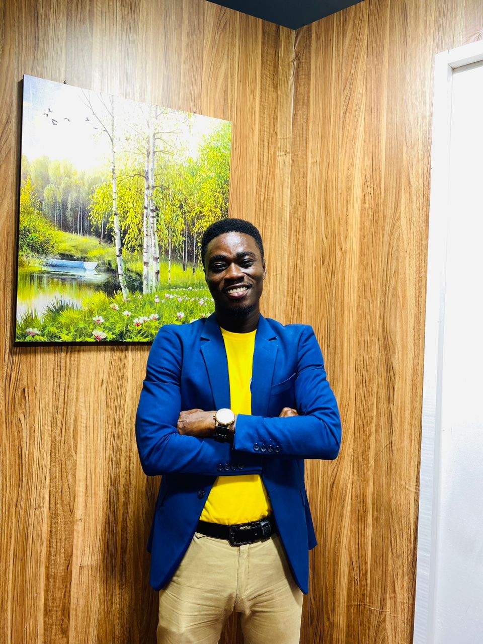 GHANAIAN PRODUCER MAKES MOVIES THAT DRAMATIZE THE IMPACT OF TRADITIONS AND CULTURE ON CONTEMPORARY&nbsp;SOCIETY.